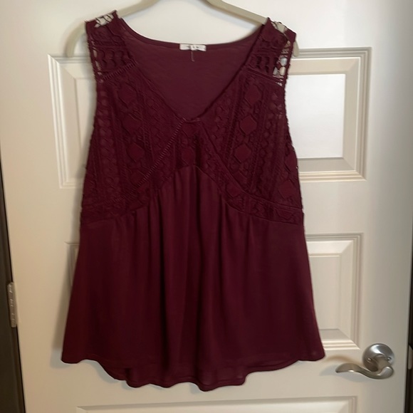 Maurices Tops - Maurices Burgundy Lace Top Baby Doll Fit Tank Size 0x